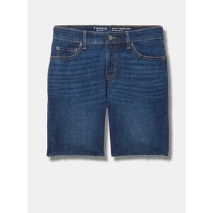Torrid dark wash perfect Bermuda cut off shorts 16